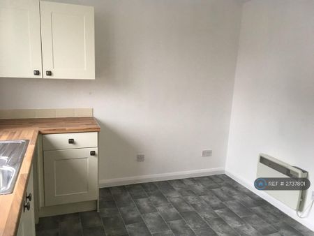 1 bedroom maisonette to rent - Photo 4