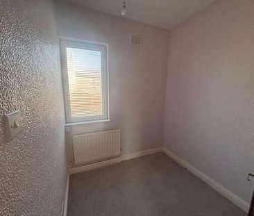 Dartmouth Street, Walney, Barrow-in-furness, LA14 - Photo 6