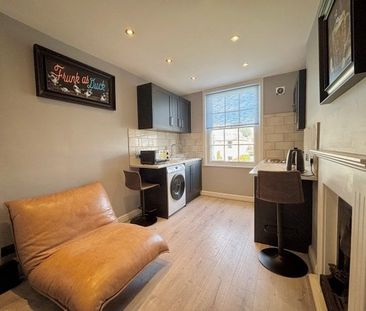 London Road, Cheltenham, GL52 - Photo 2