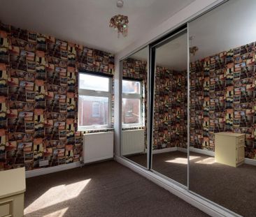 3 bedroom terraced house to rent - Photo 1