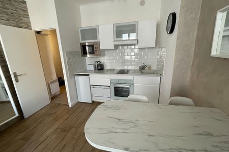 Appartement Aix En Provence 1 pièce(s) 23.91 m2 - Photo 3