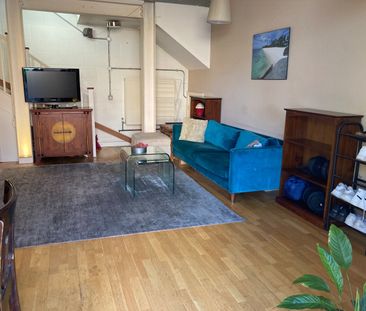 Room in a Shared House, Helios Road, SM6 - Photo 1