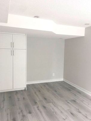 For Lease - 71 Dewpoint Road Unit# Lower, Vaughan, Ontario - Photo 1