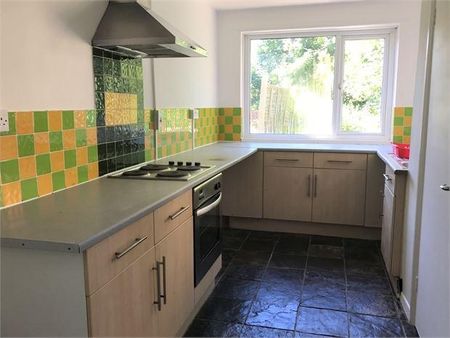 2 bedroom terraced house to rent - Photo 5