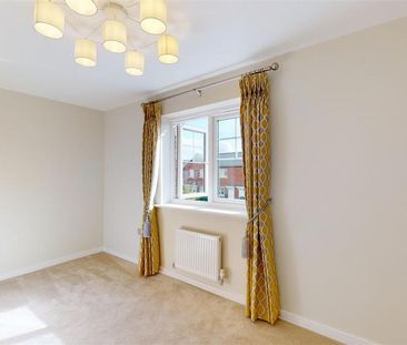 2 bedroom terraced house to rent - Photo 4