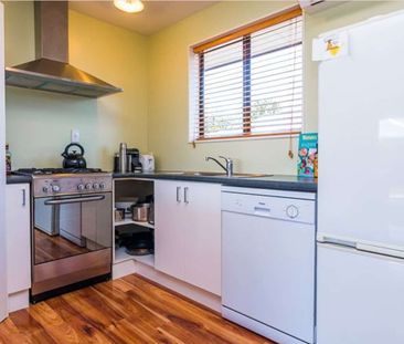 19 Reserve Close, Woolston, Christchurch - Photo 1