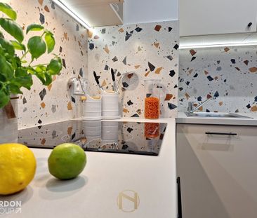 apartament w centrum miasta z dużym tarasem! - Zdjęcie 1