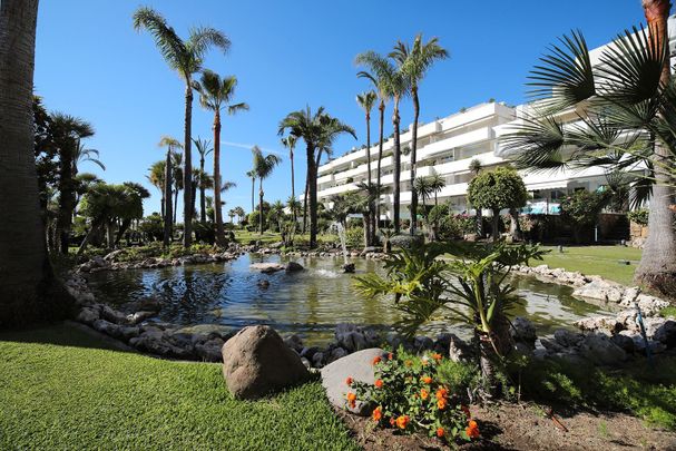 Apartamento de alquiler en Urbanizacion Playas Españolas, 3, Puerto Banús - Photo 1
