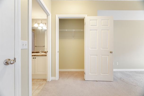 For Lease - 47 Caroline Street Unit# 307, Hamilton, Ontario - Photo 1