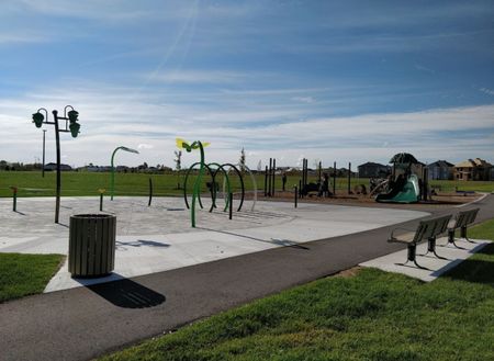 For Lease - 303 Bobolink Ridge, Kanata, Ontario - Photo 2