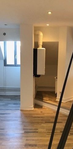 Location Appartement 3 pièces 66m² - Photo 1