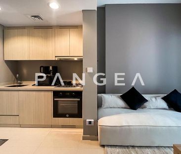 Flexible Cheques | Pool View | Furnished - Photo 2