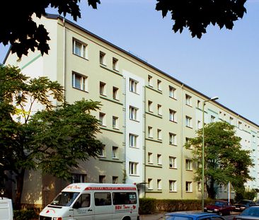 Neue Mieter:innen ab sofort gesucht - ansehen lohnt sich! - Photo 1