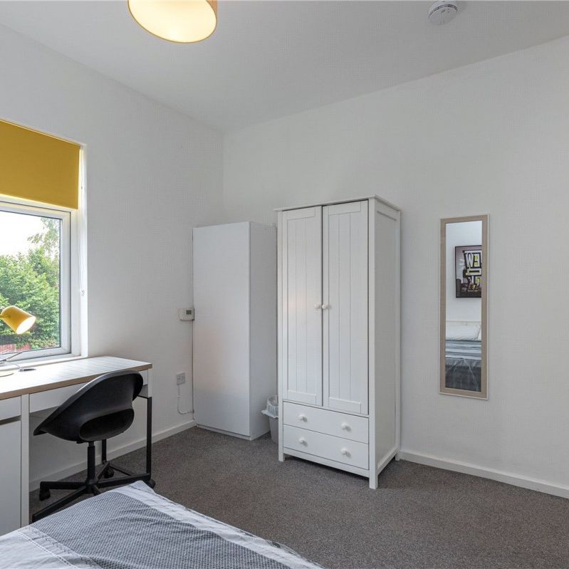 Castle Hill Road, Newcastle, Staffordshire, ST5 - Photo 1