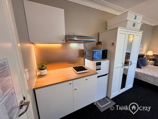 Burwood East - Photo 1