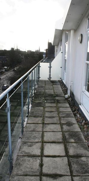 1 bedroom penthouse to rent - Photo 2