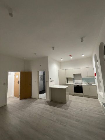 1 Bed Flat, Wimbledon Hill Road, SW19 - Photo 4