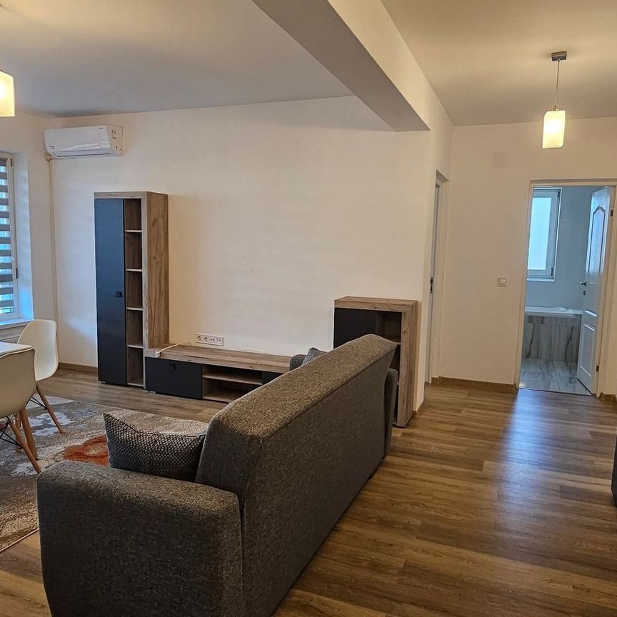 Inchiriez apartament in bloc nou,2locuri parcare,Cartierul Tineretului - Photo 1