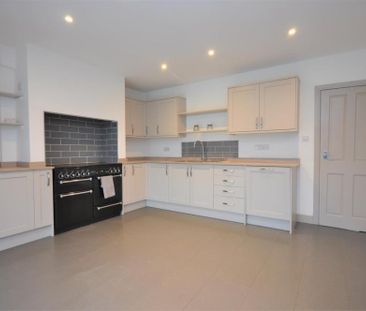 The Crescent, Green Hammerton, York - Photo 3