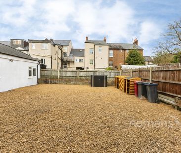 2 bedroom duplex to rent - Photo 4