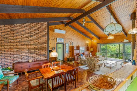 3 Bedroom Home Located meters from beaches - Photo 4