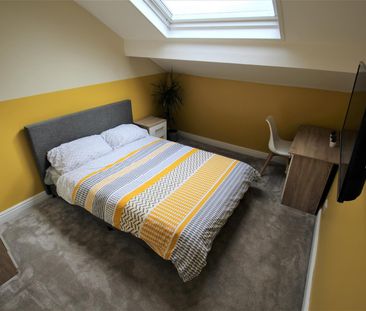5 bedroom apartment to rent - Photo 3