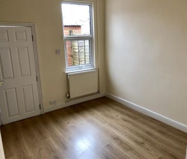 Lorne Street, Kidderminster - Photo 6