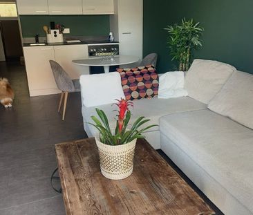 Studio à louer - Photo 2