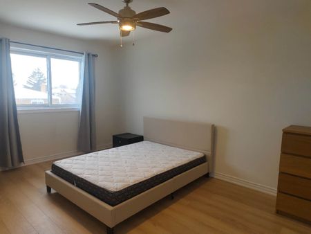 For Lease - 2527 Kingsberry Crescent Unit# upper, Mississauga, Ontario - Photo 4
