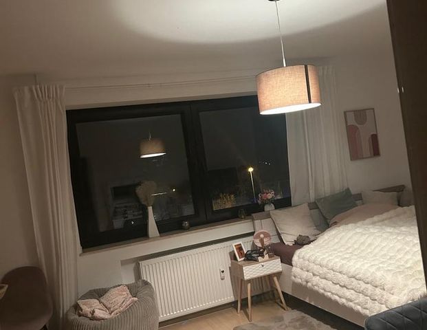 Helle 2-Zimmer-Wohnung mit Balkon in Dinslaken-Hiesfeld - Foto 1