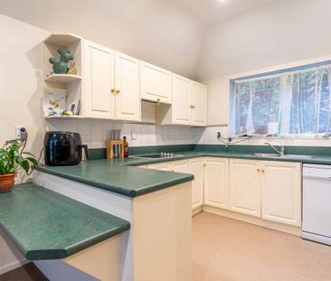 Low Maintenance on Talbot Street - Photo 3