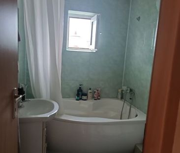 Caut o colega de apartament - Photo 6