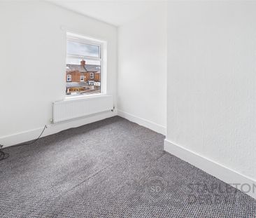 2 Bedroom Terraced House for Rent - Photo 4