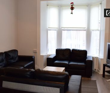 Bed in Room to rent in 8-bedroom house in Drumcondra, Dublin - Photo 4