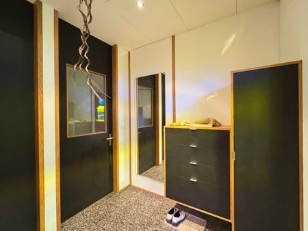 Large 2.5-room apartment with two seats unfurnished - Photo 5