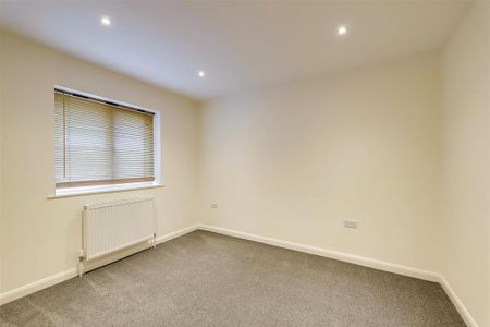 1 bedroom detached bungalow to rent - Photo 2