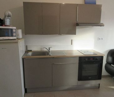 Location Appartement 2 pièces 29m² - Photo 1