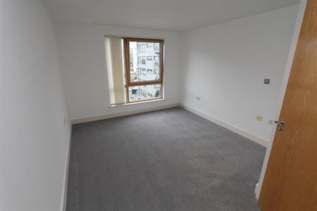 Crozier House, Leeds City Centre, LS10 1LQ - Photo 4