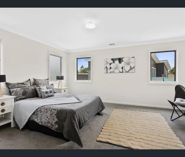 Near new & deceptively spacious - Photo 4