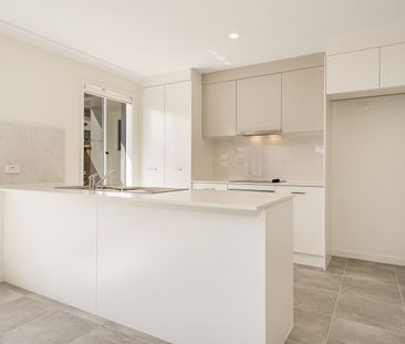 Modern Convenience and Spacious Living - Photo 5