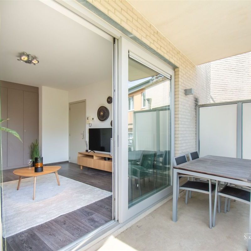 Appartement te huur in Etterbeek voor € 1.600 met 2 slaapkamers - Photo 1