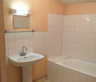 Location appartement 2 pièces - 45.43m² à Saint maixent l ecole (79... - Photo 6
