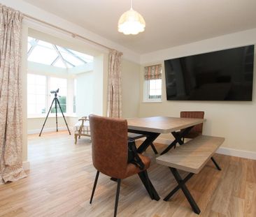 3 bedroom detached house to rent - Photo 3