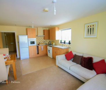 2 bedroom apartment to rent - Photo 3