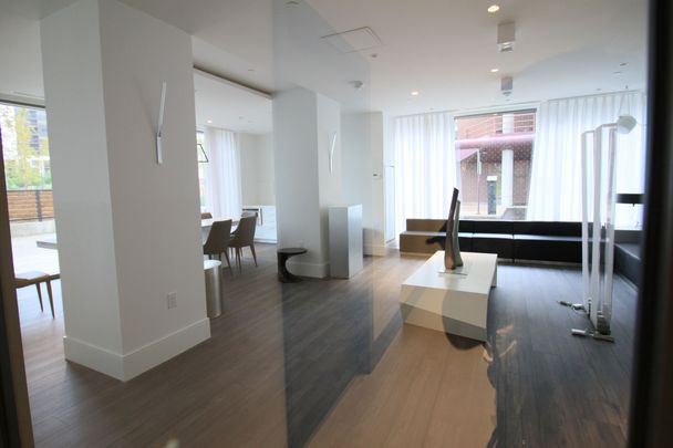 For Lease - 10 De Boers Drive Unit# 908, Toronto, Ontario - Photo 1