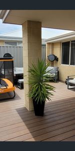 Modern Family Home in Peaceful Eglinton Area - Photo 4