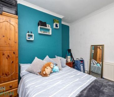 6 bedroom terraced house to rent - Photo 3
