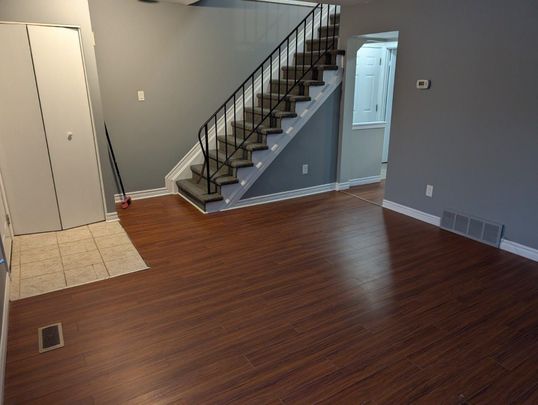 For Lease - 105 Augusta Crescent, London South, Ontario - Photo 1