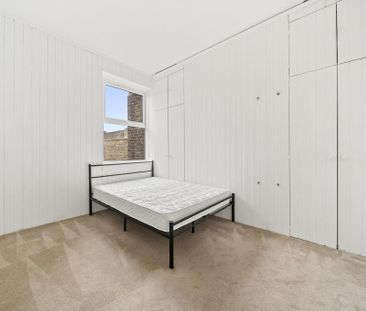 3 bedroom apartment to rent - Photo 4