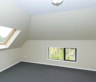 2/1 Bleakley Place, Hillcrest — - Photo 3